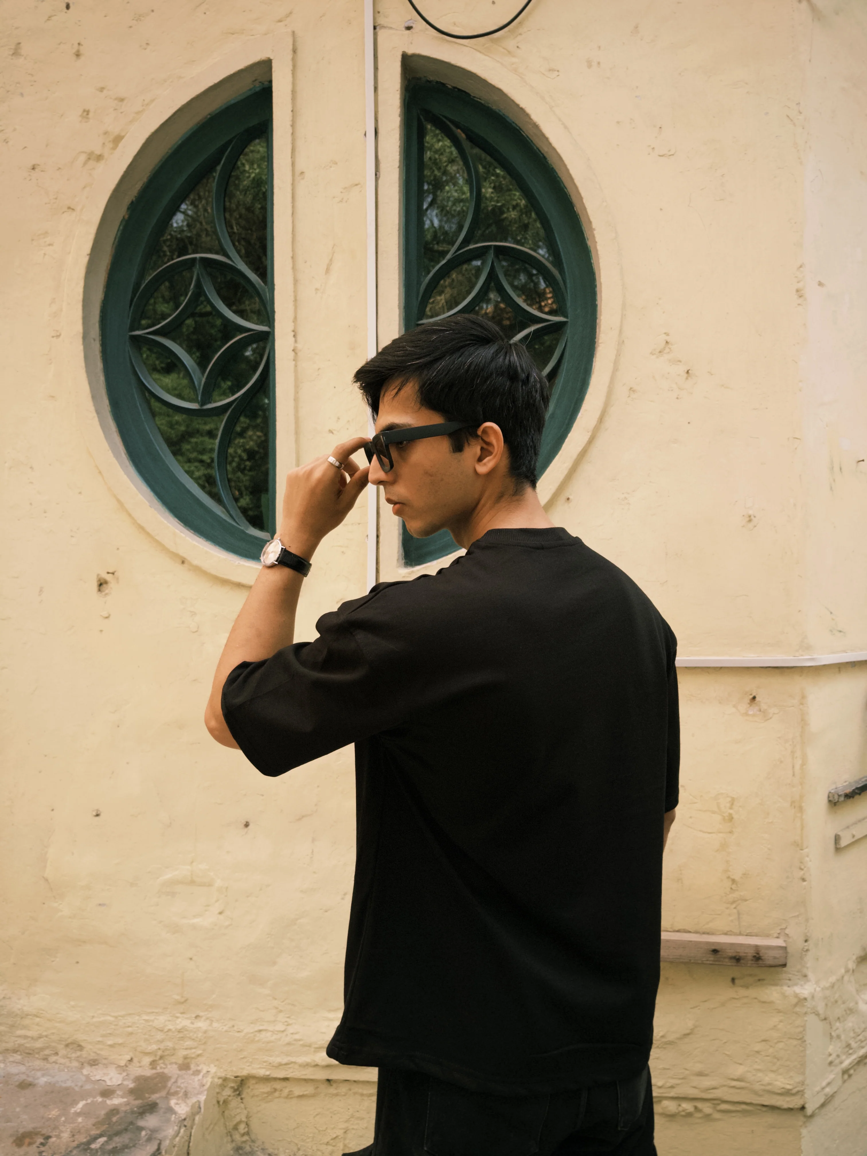 Oversized Tee - Black - Image 4