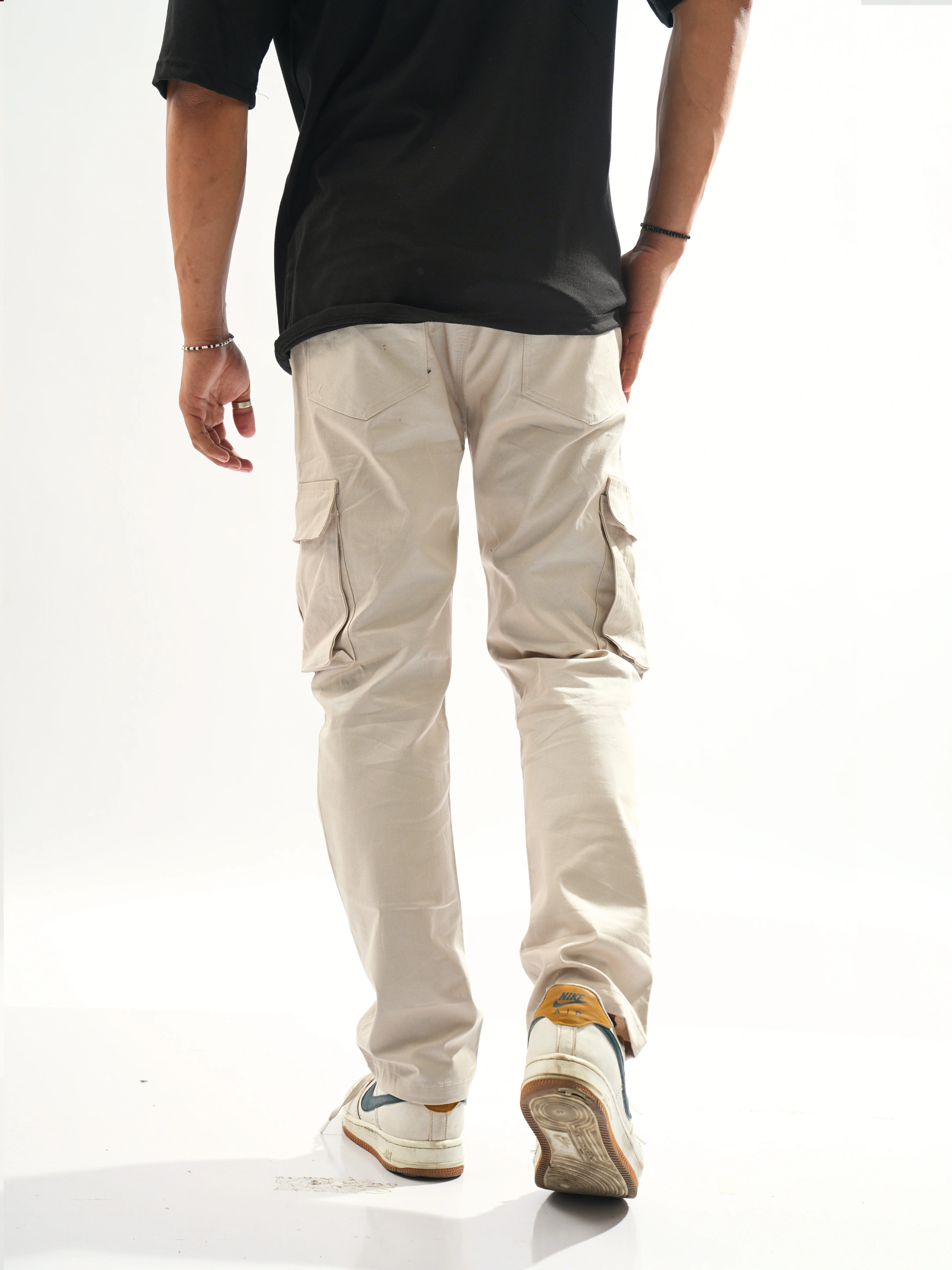 Loose-fit Offwhite Cargo Pants - Image 4